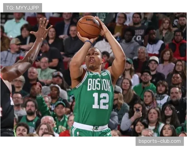 格兰特·威廉姆斯挡拆创造机会提升进攻效率明显