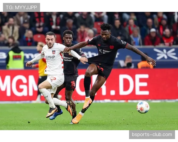 塔普索巴德甲最佳后卫评选领跑解析