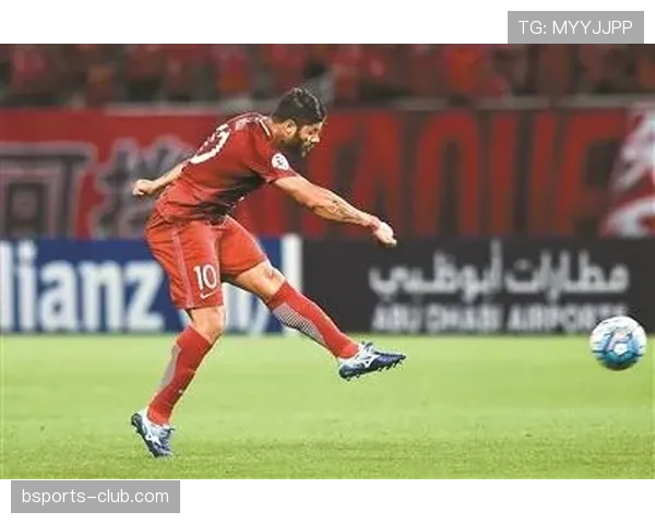 压制中卫胡尔克本赛季靠远射比上季更具威胁