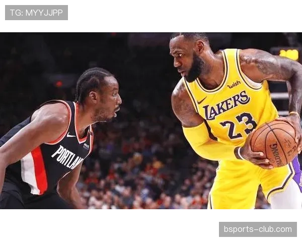 布泽尔内线强攻效率提升显著，挡拆配合助球队稳定得分